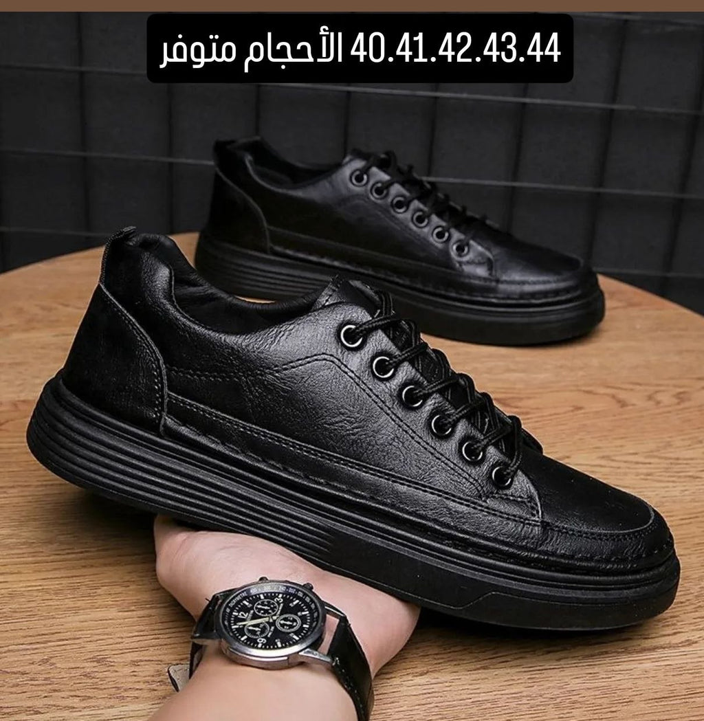 حذاء اسود